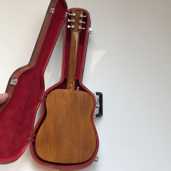 American Girl Guitar with Case - Picture 4 of 8